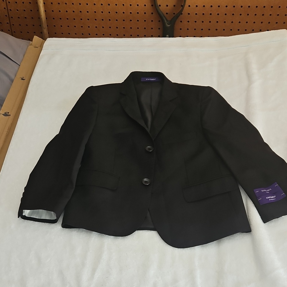 Statement Boys Black Suit Jacket Size 6 Notch Lapel B-100 Poly/Rayon Handmade